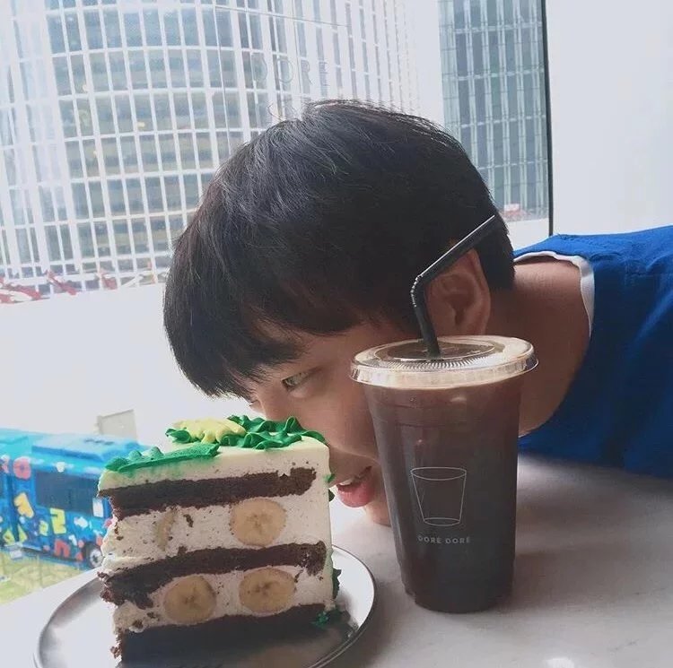 长孙旭珊纯