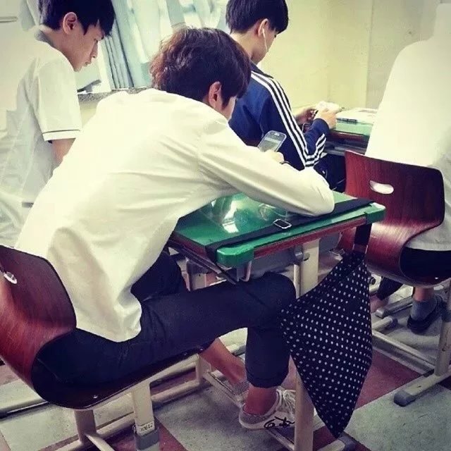蓝宗毓荣