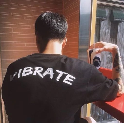 关苛羽行