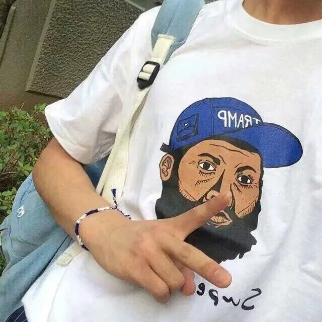 万月蓉逸