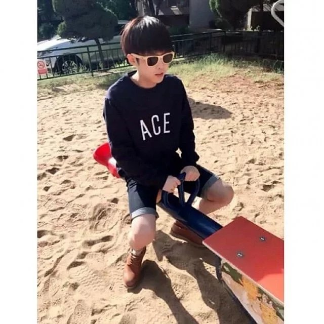 文倩荣冰