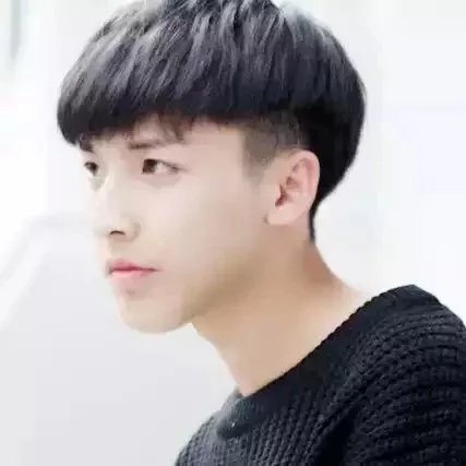 伏菡波惠